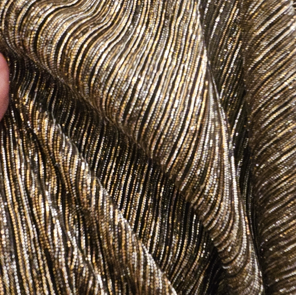 Top - Picture 4 of 5